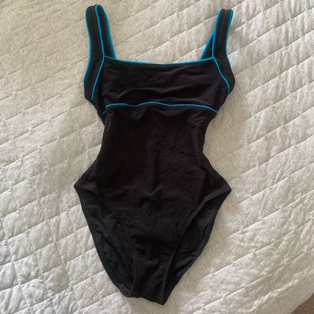 Vintage 90’s Cole of California ribbed black one piece bathing suit blue trim